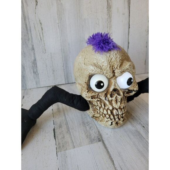 Mohawk punk rock skull skeleton Halloween prop light up talking lawn decor - Picture 2 of 10